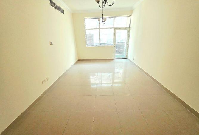 53586527 - صورة العقار 2