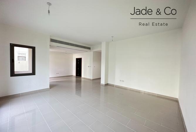 62858316 - Property Image 2