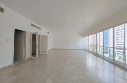 شقة - 4 غرف نوم - 4 حمامات للايجار في شارع زايد الأول - الخالدية - أبوظبي