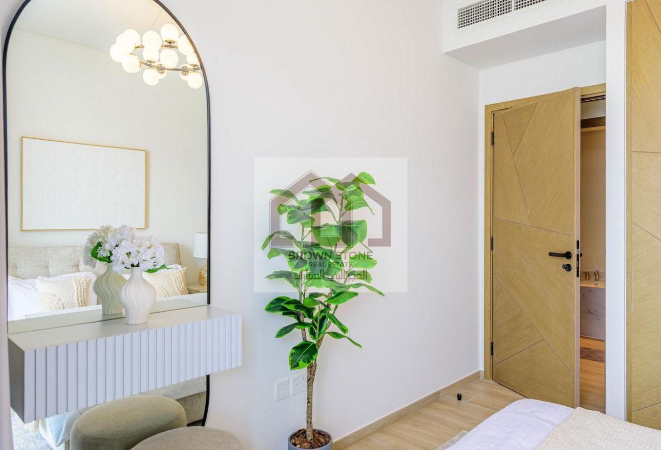 High Floor | Fully Furnished | Canal View photo 13