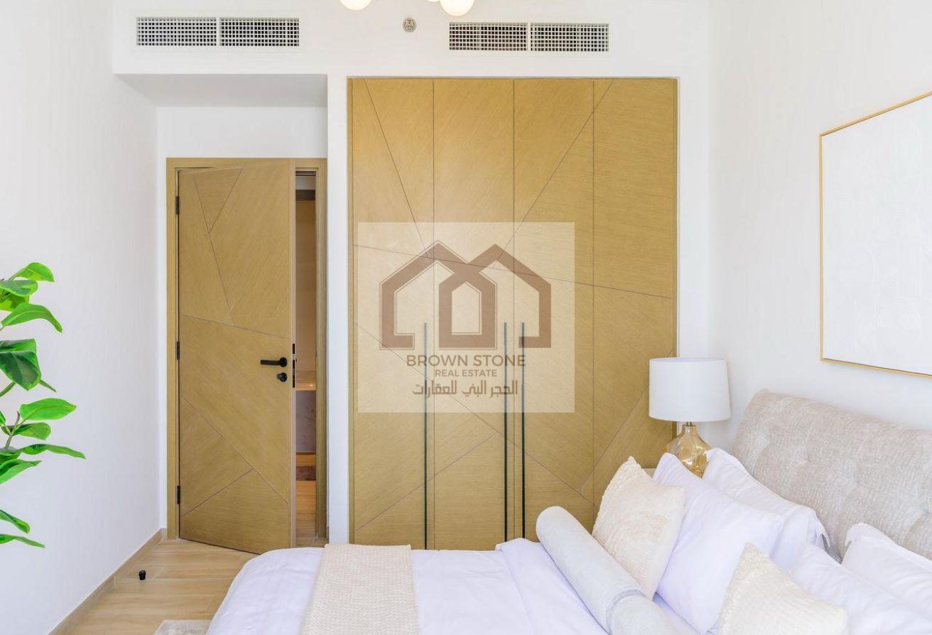High Floor | Fully Furnished | Canal View photo 12