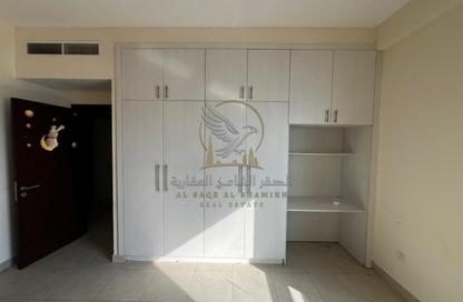 Apartment - 2 Bedrooms - 3 Bathrooms for rent in Al Mamzar - Al Mamzar - Sharjah - Sharjah
