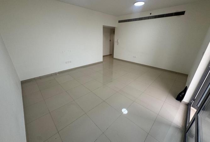 56164012 - صورة العقار 3