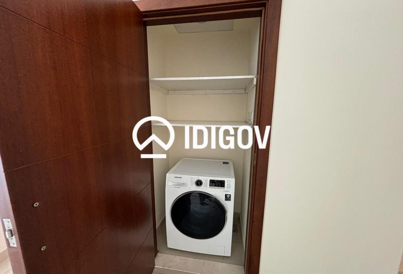 Spacious 1BR | Fountain View | High Floor photo 10