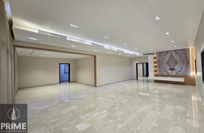Villa - 5 Bedrooms - 7+ Bathrooms for rent in Al Nasr Street - Al Najda Street - Abu Dhabi