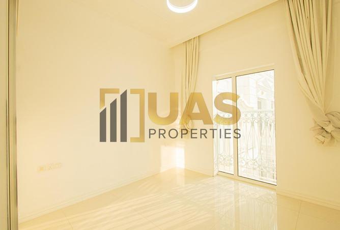 145092434 - Property Image 2