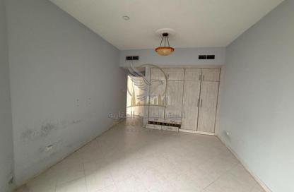 Apartment - 1 Bedroom - 2 Bathrooms for rent in Al Majaz 3 - Al Majaz - Sharjah Apartment - 1 Bedroom - 2 Bathrooms for rent in Al Majaz 3 - Al Majaz - Sharjah