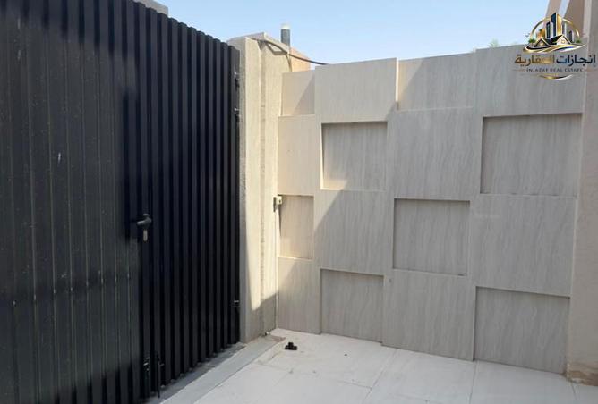 136552881 - Property Image 2