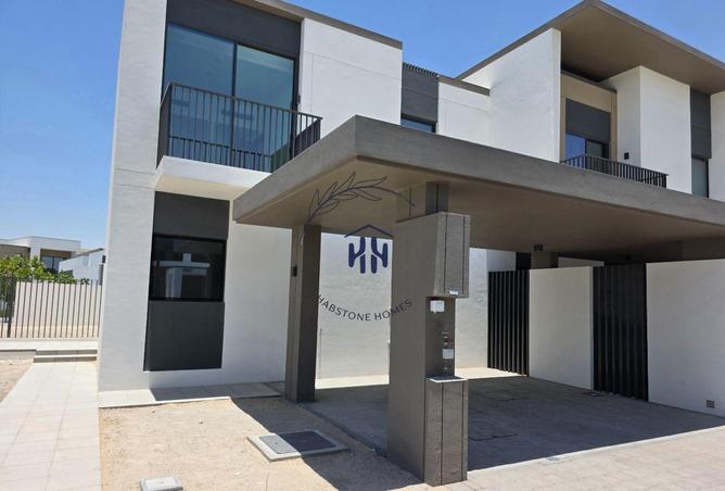 104251359 - Property Image 2