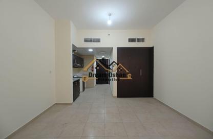 Apartment - Studio - 1 for rent in Silicon Gates 1 - Silicon Gates - Dubai Silicon Oasis - Dubai