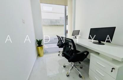Office Space - 1 Bedroom - 1 Bathroom for rent in Reem Residency - Al Karama - Dubai