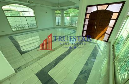 Villa - 5 Bedrooms - 5 Bathrooms for rent in Jumeirah 1 Villas - Jumeirah 1 - Jumeirah - Dubai Villa - 5 Bedrooms - 5 Bathrooms for rent in Jumeirah 1 Villas - Jumeirah 1 - Jumeirah - Dubai