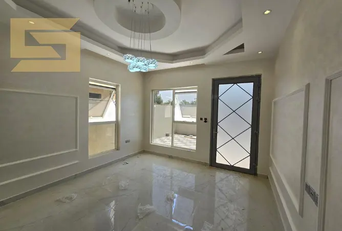135172233 - Property Image 2