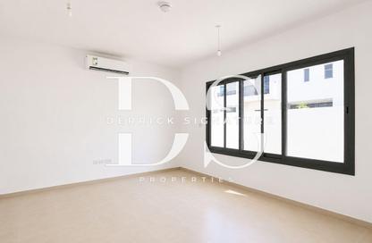 Townhouse - 3 Bedrooms - 4 Bathrooms for rent in Hayat Townhouses 1 - Hayat Townhouses - Town Square - Dubai Townhouse - 3 Bedrooms - 4 Bathrooms for rent in Hayat Townhouses 1 - Hayat Townhouses - Town Square - Dubai