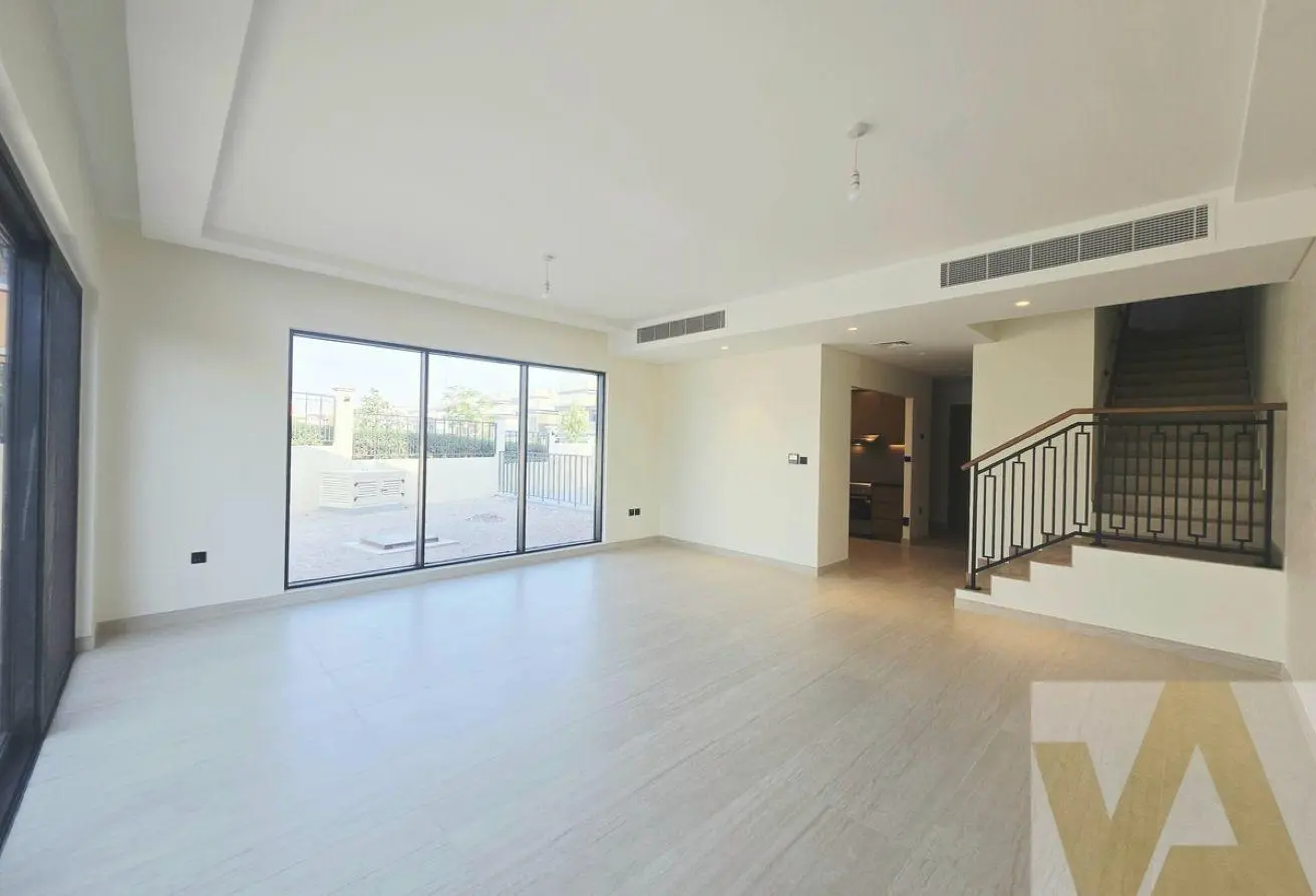 156906902 - Property Main Image