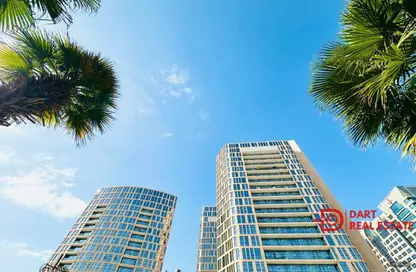 Duplex - 3 Bedrooms - 4 Bathrooms for rent in United Square - Al Khalidiya - Abu Dhabi