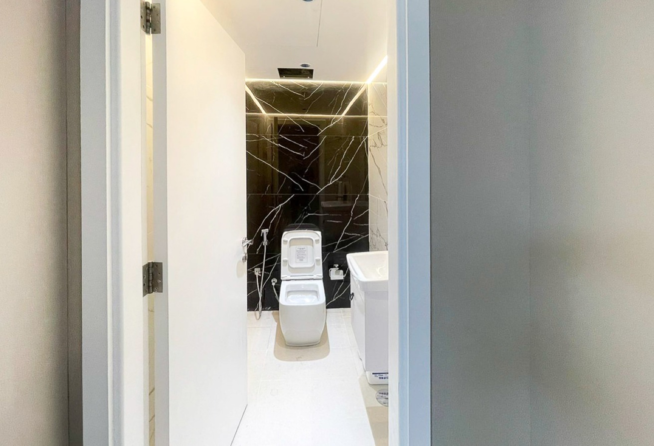 2 bedroom apartment in Suburbia Podium, Downtown Jebel Ali: 9