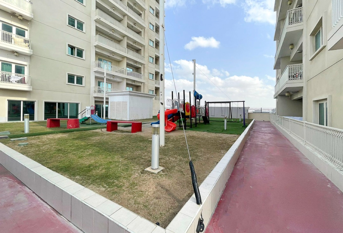 2 bedroom apartment in Suburbia Podium, Downtown Jebel Ali: 19