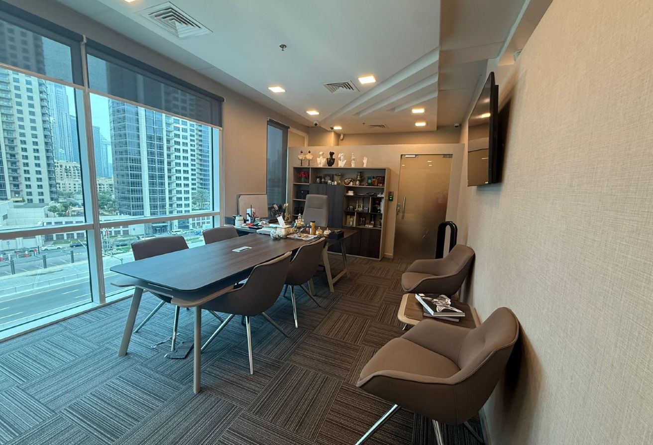 Studio office space in Bay Square Building 3, Business Bay: 9
