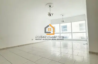 شقة - 2 غرف نوم - 2 حمامات للايجار في المجاز 2 - المجاز - الشارقة