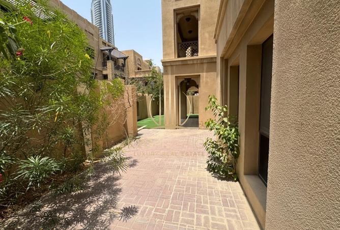 111409944 - Property Main Image