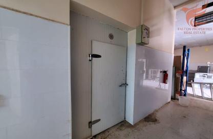 Warehouse - Studio - 7+ for rent in Al Felyyah - Ras Al Khaimah