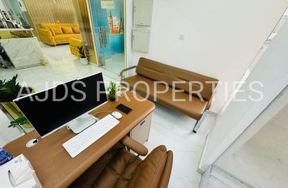 Office Space - 1 Bedroom - 1 Bathroom for rent in Reem Residency - Al Karama - Dubai