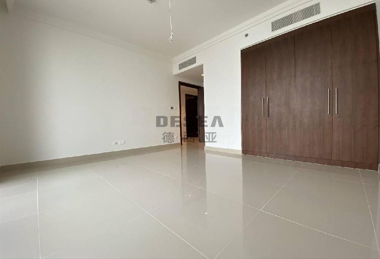 Full Burj View | Bright | Large Layout photo 6