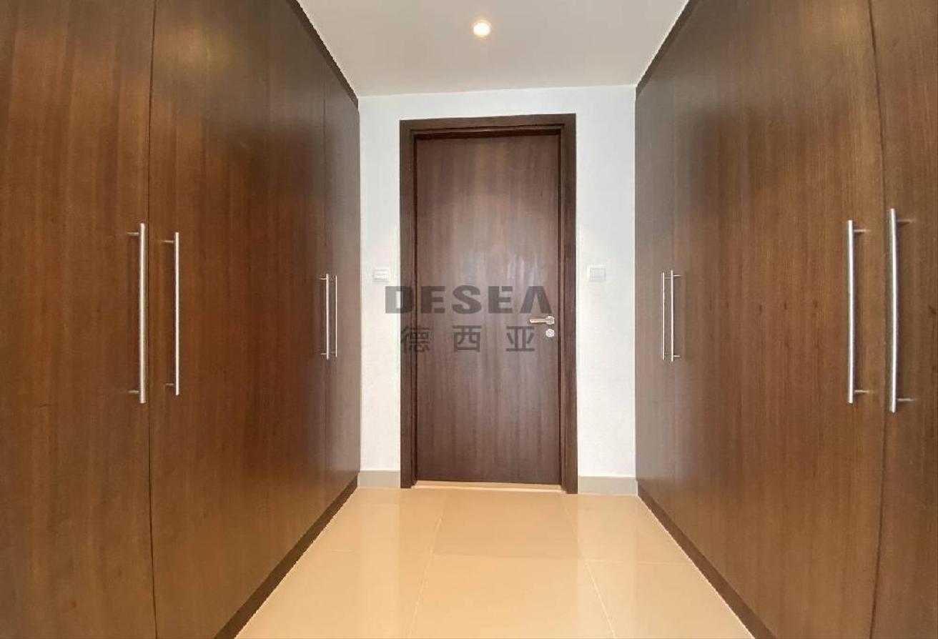 Full Burj View | Bright | Large Layout photo 15
