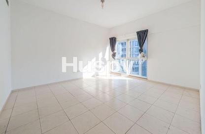 Apartment - 2 - 2 for rent in Cascades Tower - Dubai Marina - Dubai