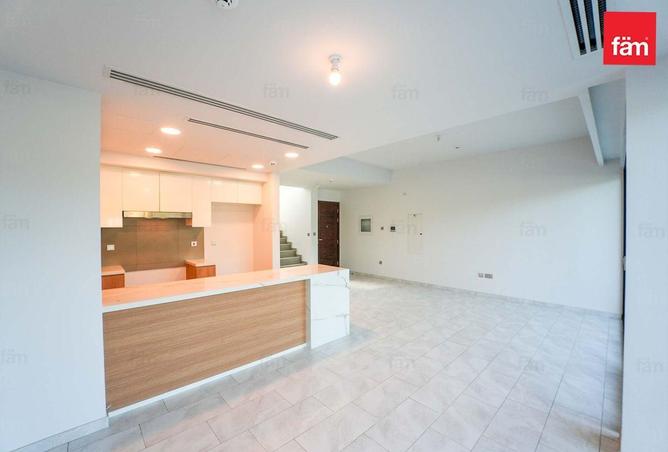 74233855 - Property Image 2