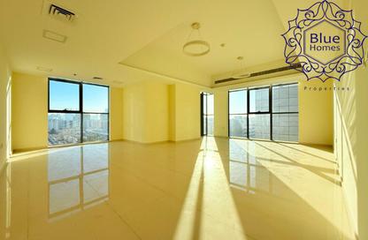 Apartment - 3 Bedrooms - 5 Bathrooms for rent in Zee Zee Tower - Al Barsha 1 - Al Barsha - Dubai Apartment - 3 Bedrooms - 5 Bathrooms for rent in Zee Zee Tower - Al Barsha 1 - Al Barsha - Dubai