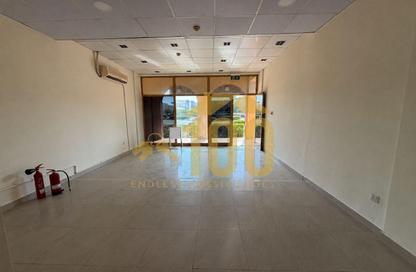 Shop - Studio - 1 Bathroom for rent in Building S10 - Spain Cluster - International City - Dubai