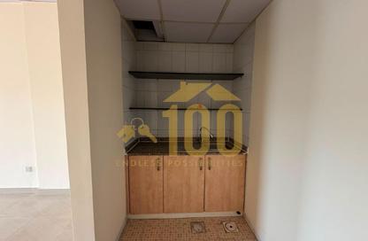 Shop - Studio - 1 Bathroom for rent in Building S10 - Spain Cluster - International City - Dubai