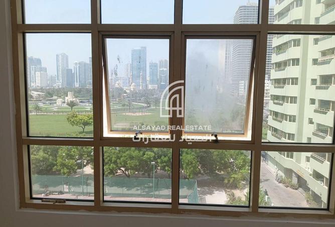 106857418 - Property Main Image