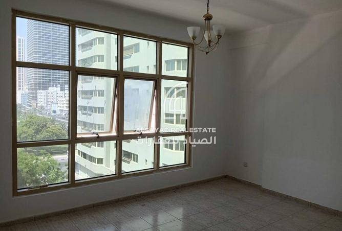 106857418 - Property Image 2