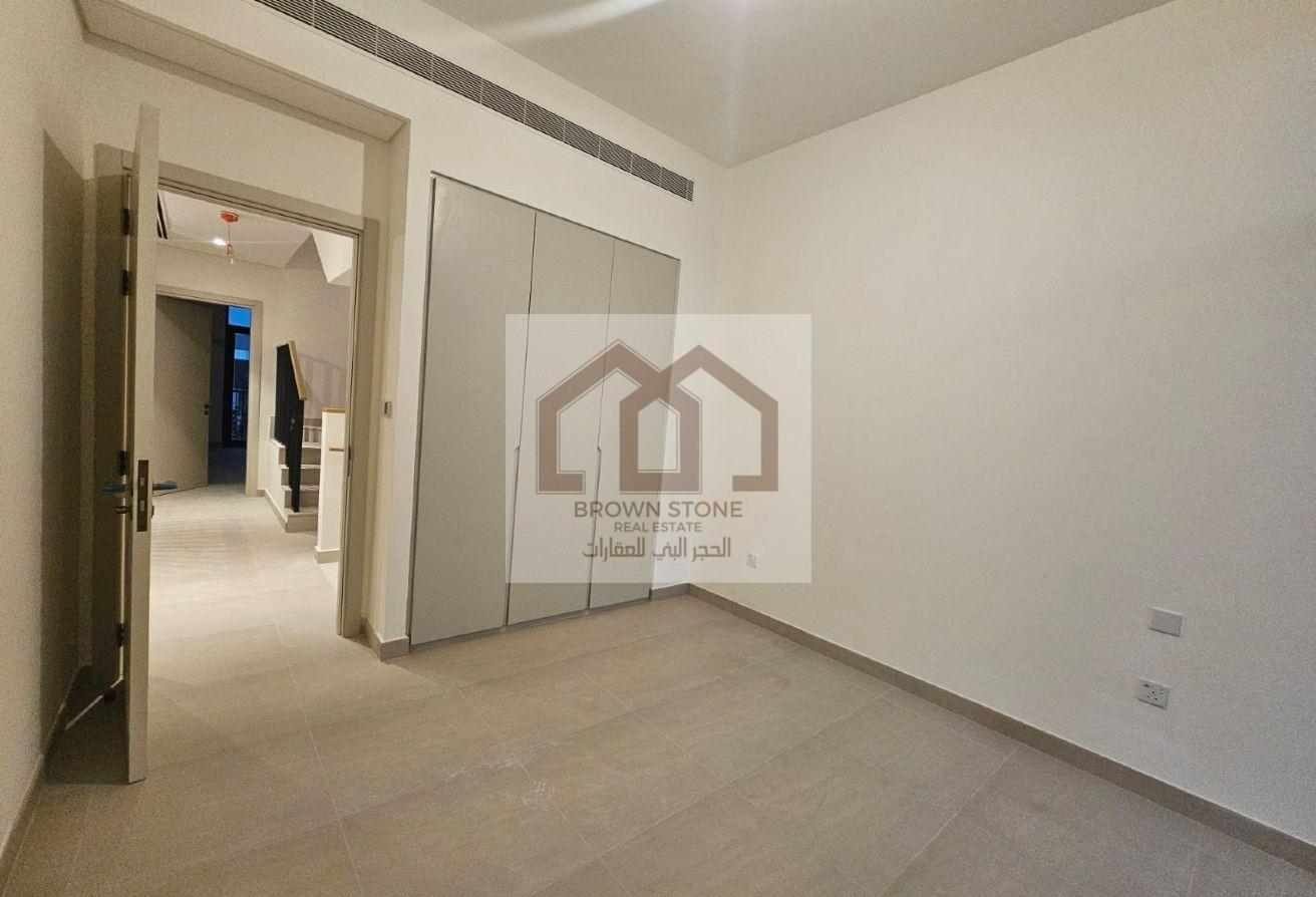 4BHK G+2 | Corner Unit | Multiple Cheques photo 14
