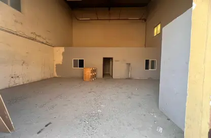 مستودع - استوديو - 1 حمام للايجار في 18 المنطقة الصناعية رقم - المنطقة الصناعية بالشارقة - الشارقة