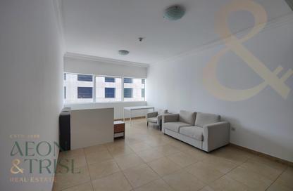 Apartment - 1 - 2 for rent in MAG 218 - Dubai Marina - Dubai