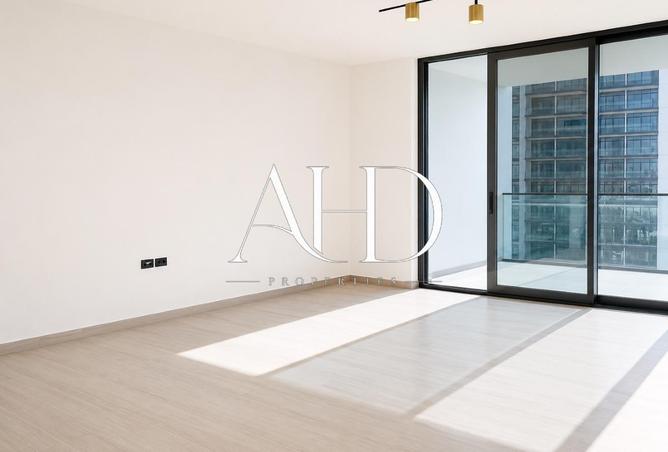 92244537 - Property Main Image