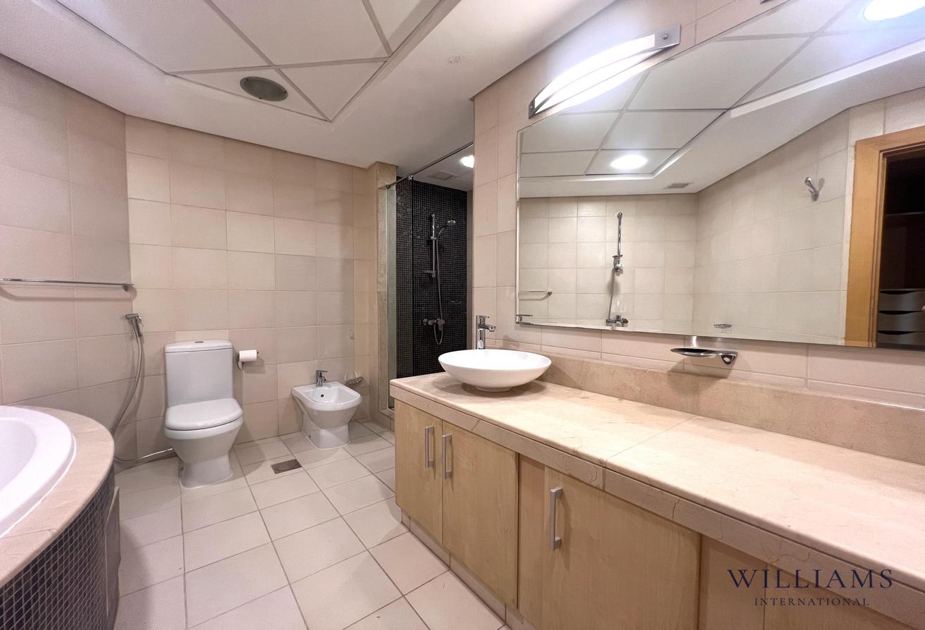 FURNISHED & UNFURNISHED | SEE VIEW | VACANT photo 8