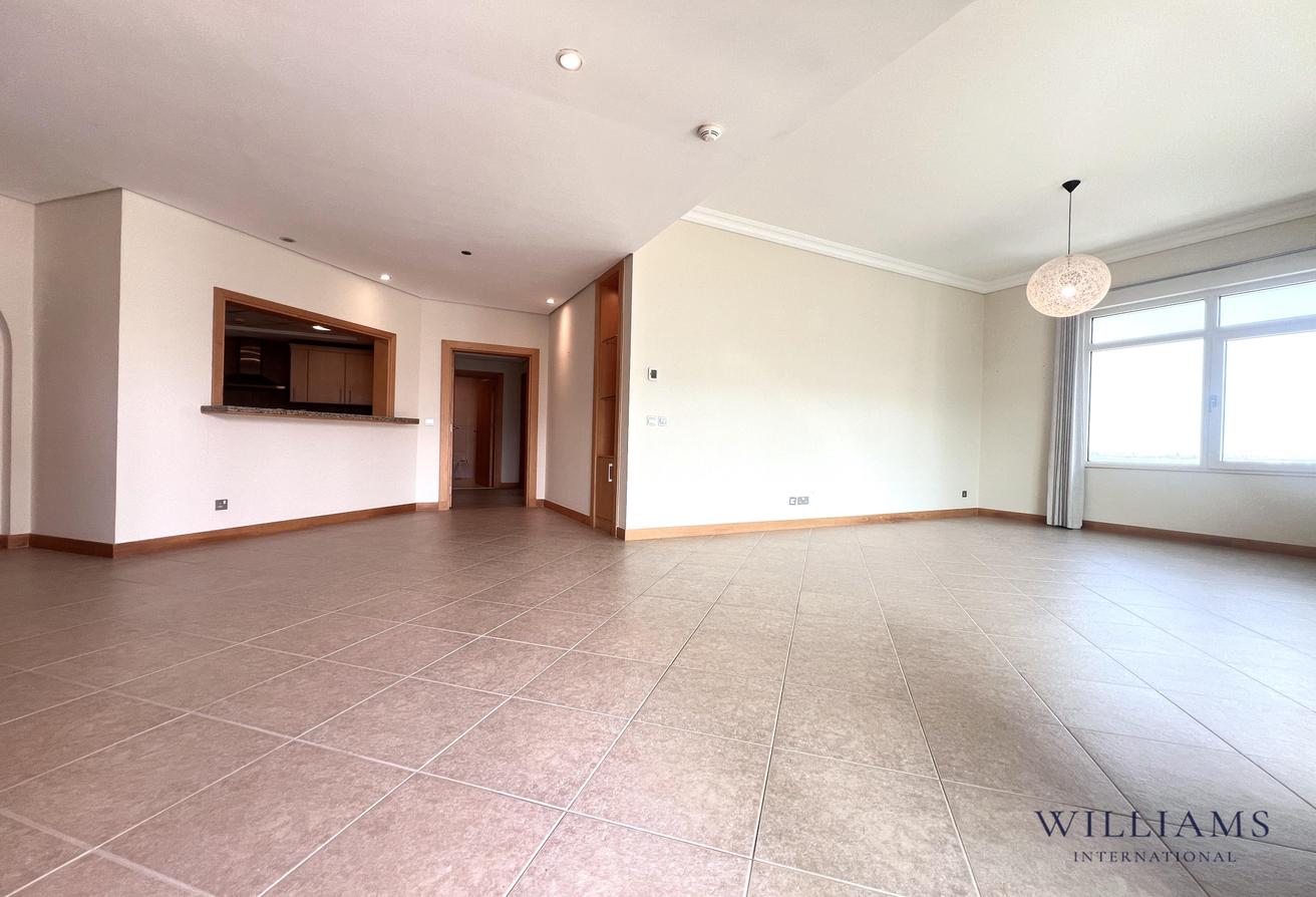 FURNISHED & UNFURNISHED | SEE VIEW | VACANT photo 5