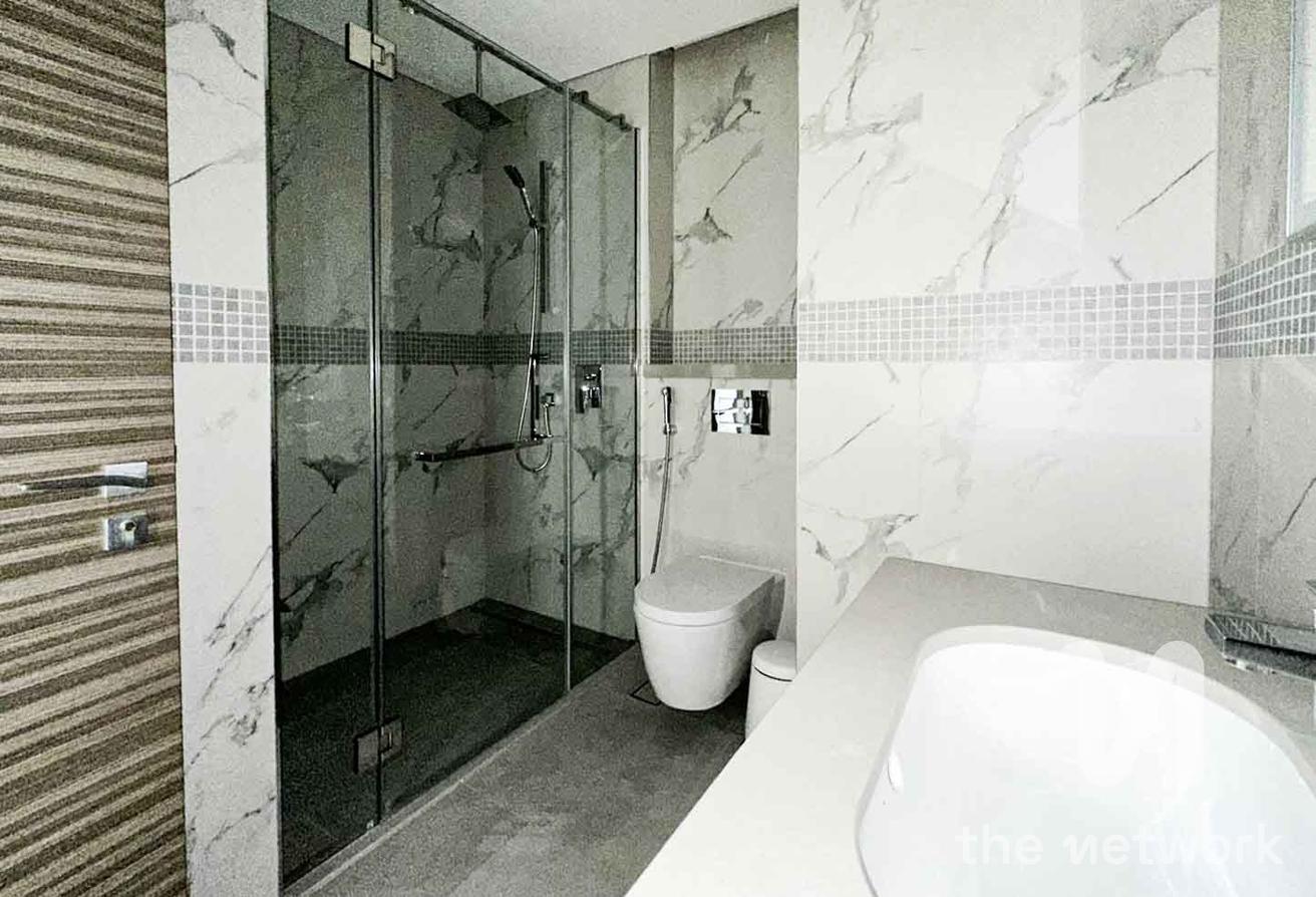 3 Beds | High Floor | Bright and Spacious photo 19