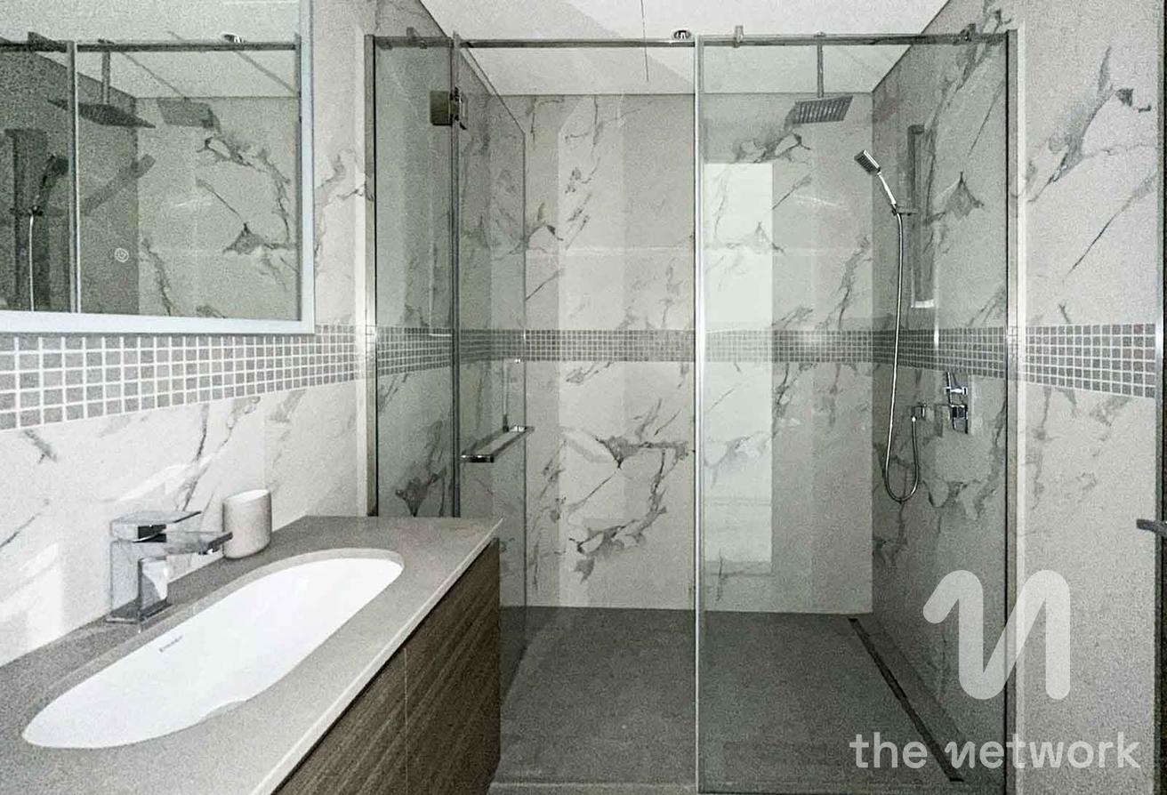 3 Beds | High Floor | Bright and Spacious photo 17