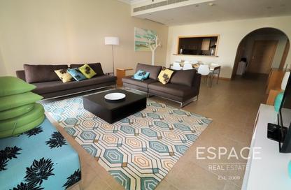 Apartment - 2 - 3 for rent in Al Das - Shoreline Apartments - Palm Jumeirah - Dubai