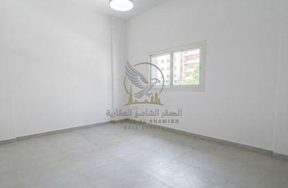 Apartment - 1 - 2 for rent in Bu Tina - Al Sharq - Sharjah