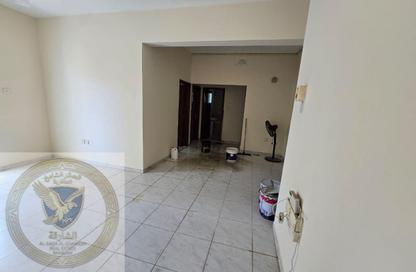 Apartment - 2 Bedrooms - 2 Bathrooms for rent in Rolla Square - Rolla Area - Sharjah