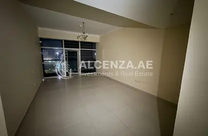 شقة - 1 حمام للايجار في برج الواحة - مدينة دبي الرياضية - دبي