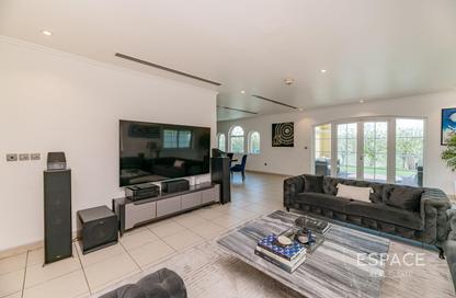 Villa - 3 Bedrooms - 4 Bathrooms for rent in Legacy Nova Villas - Jumeirah Park - Dubai