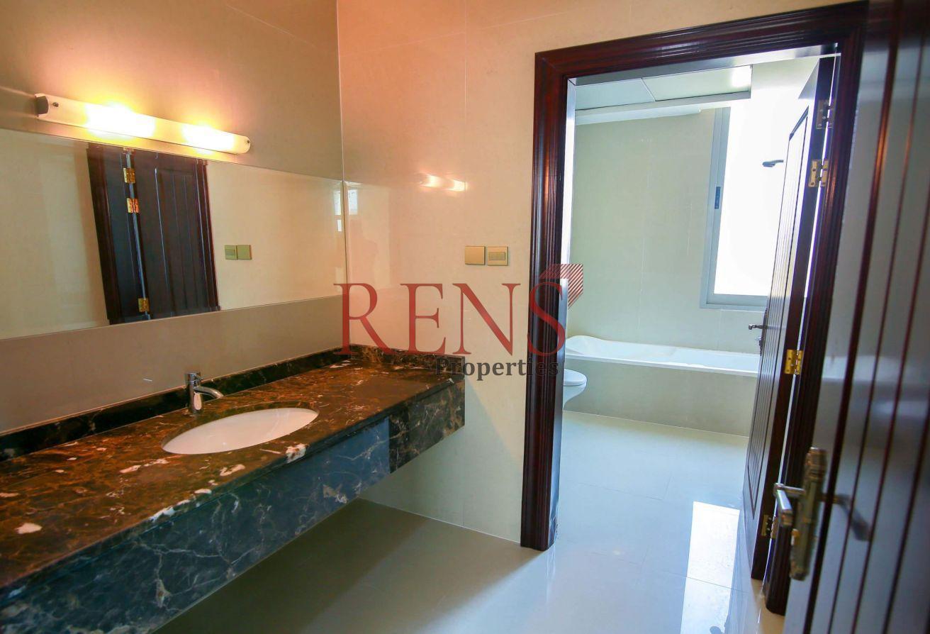 Spacious 5BR Villa | PrivatePool | Quiet Community photo 9